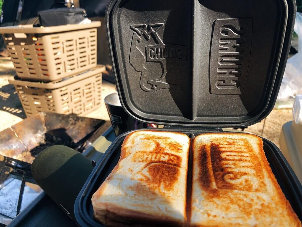癒されるキャンプの朝ごはん